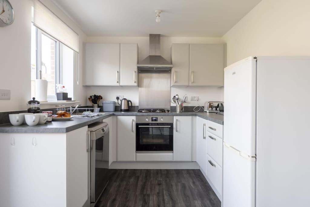 Cosy 3 Bed Near Beaches, Cardiff & Brecon Beacons Coity Eksteriør bilde