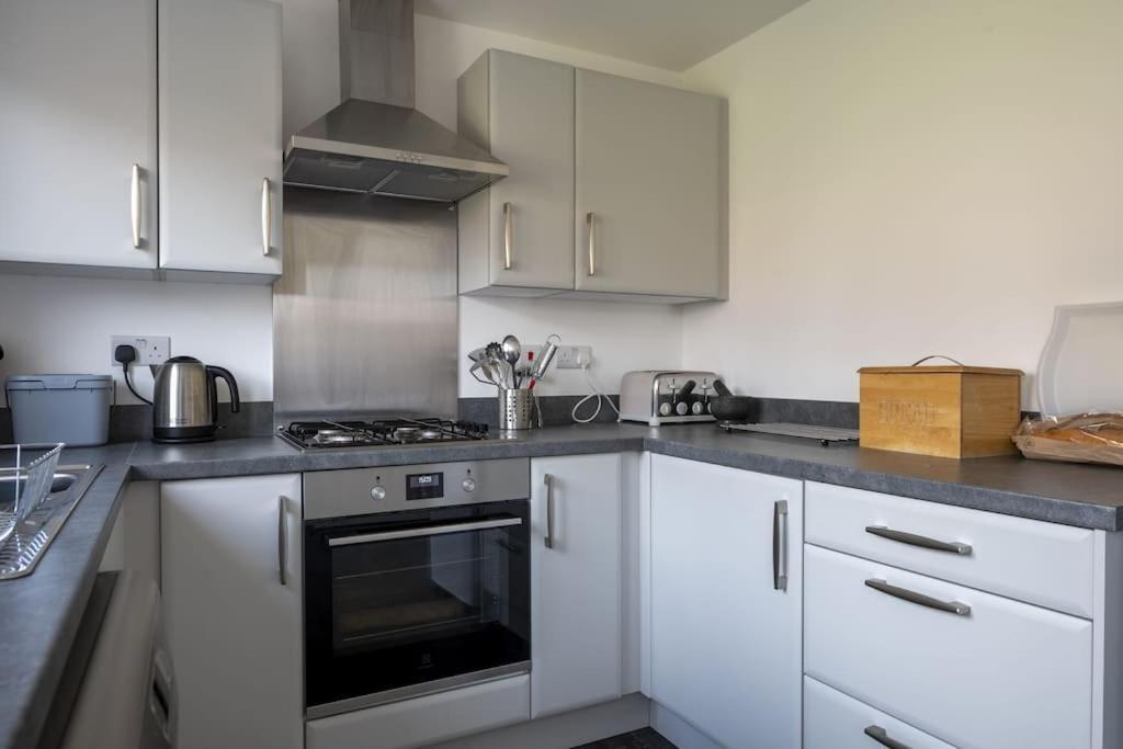 Cosy 3 Bed Near Beaches, Cardiff & Brecon Beacons Coity Eksteriør bilde