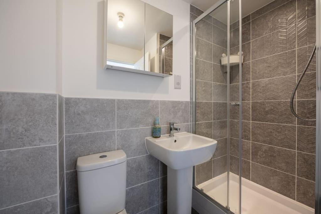 Cosy 3 Bed Near Beaches, Cardiff & Brecon Beacons Coity Eksteriør bilde