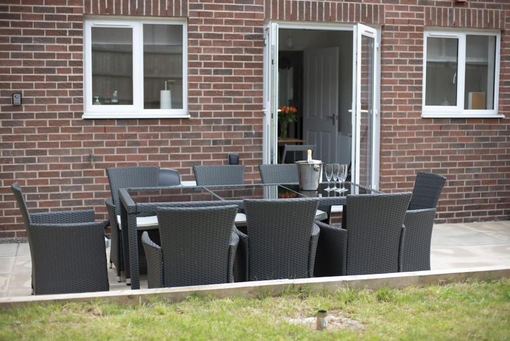 Cosy 3 Bed Near Beaches, Cardiff & Brecon Beacons Coity Eksteriør bilde