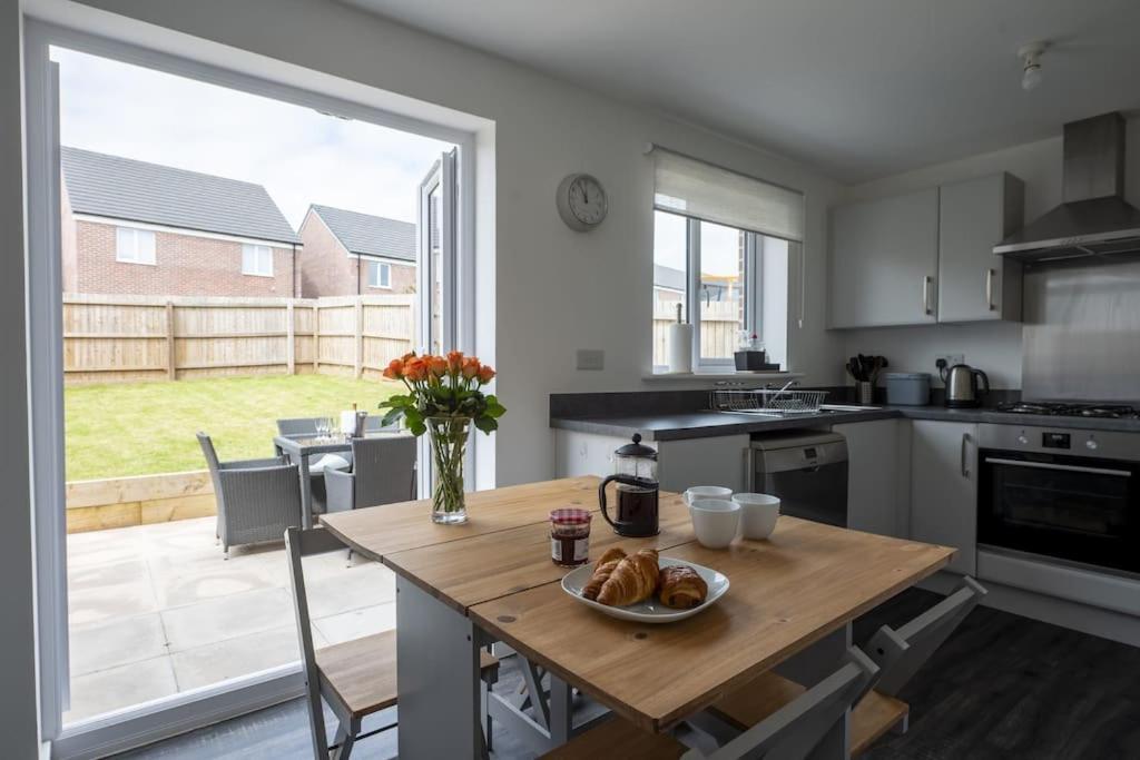 Cosy 3 Bed Near Beaches, Cardiff & Brecon Beacons Coity Eksteriør bilde